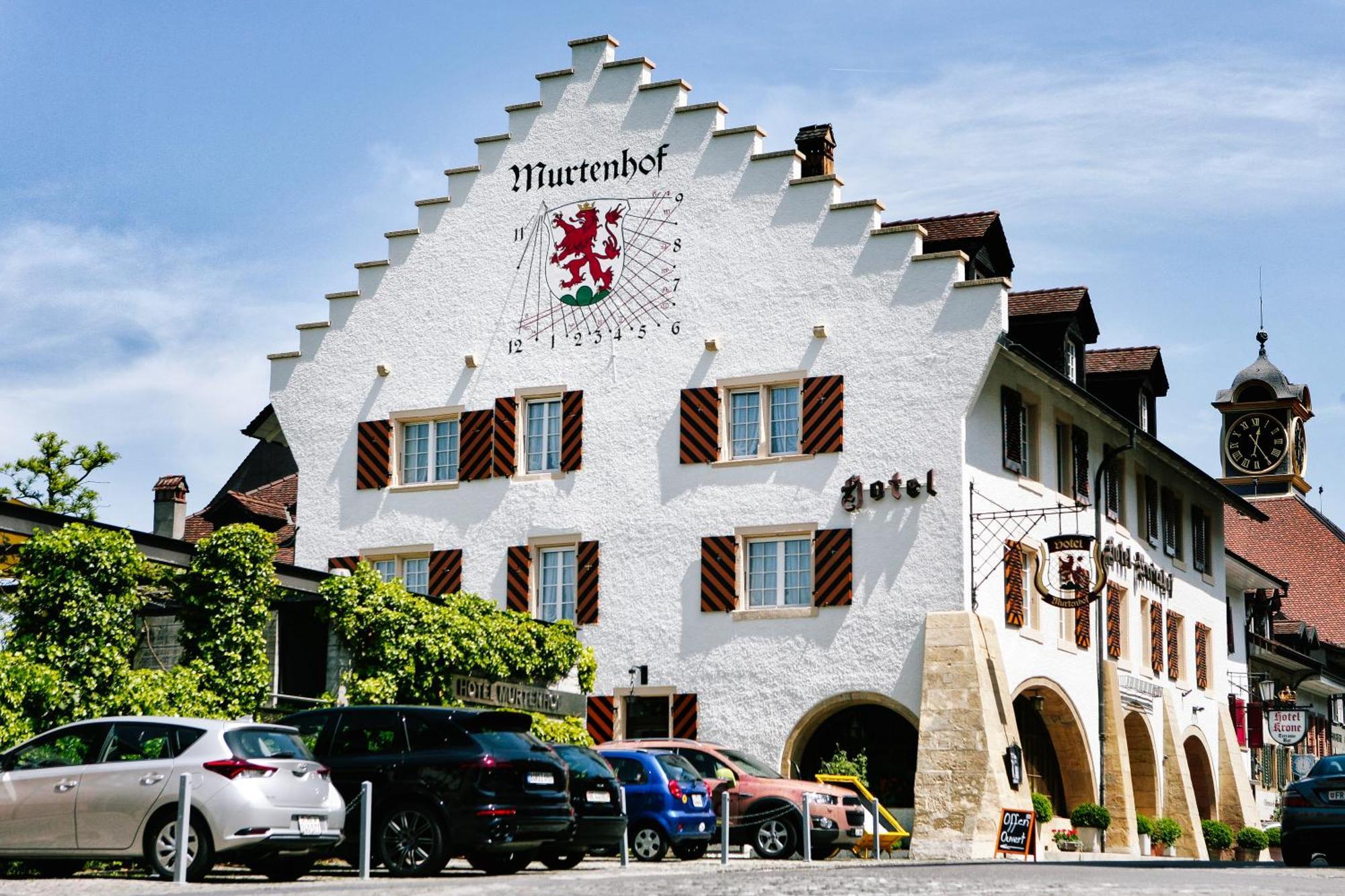 Hotel Murtenhof & Krone エクステリア 写真