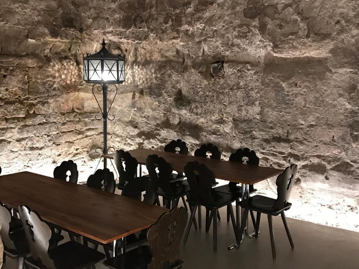 Hotel Murtenhof & Krone エクステリア 写真